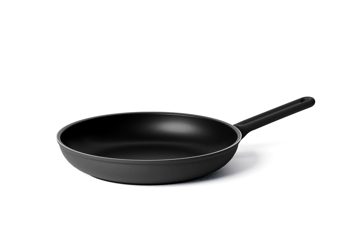 guzzini guzzini padella d 32 cm cookcolor nero ean 8008392402862