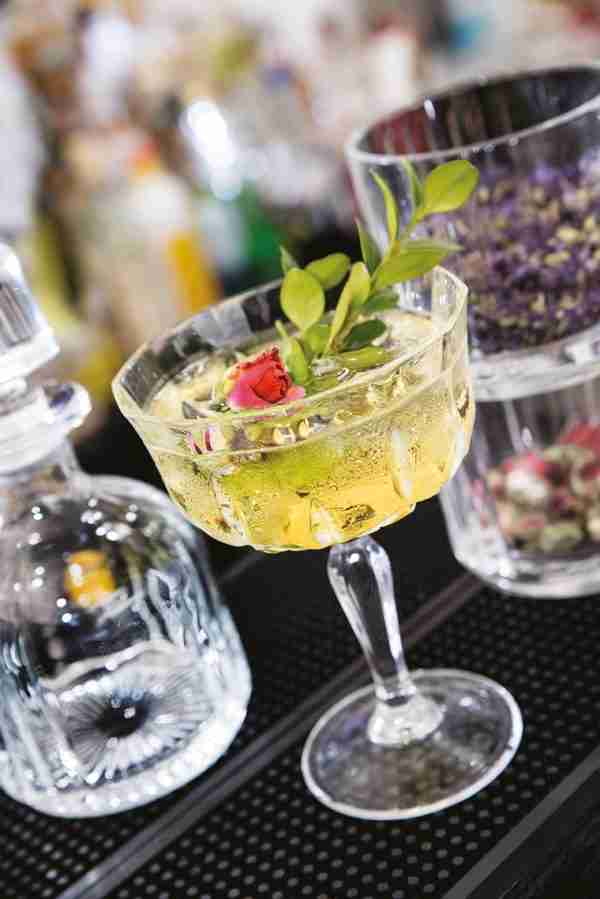 RCR Cristalleria Italiana Opera - CH - Set of 6 Crystal Champagne Glasses