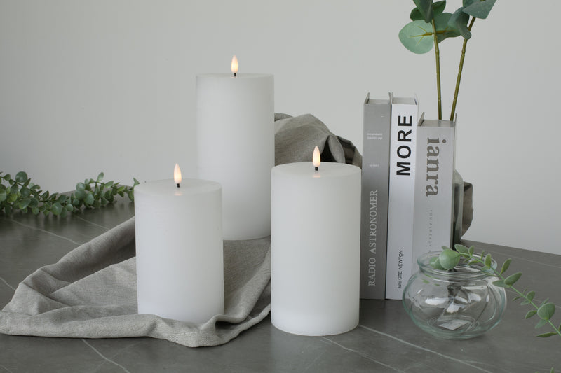 Bonturi Home WHITE WAX LED CANDLE 10x20 cm TOUCH
