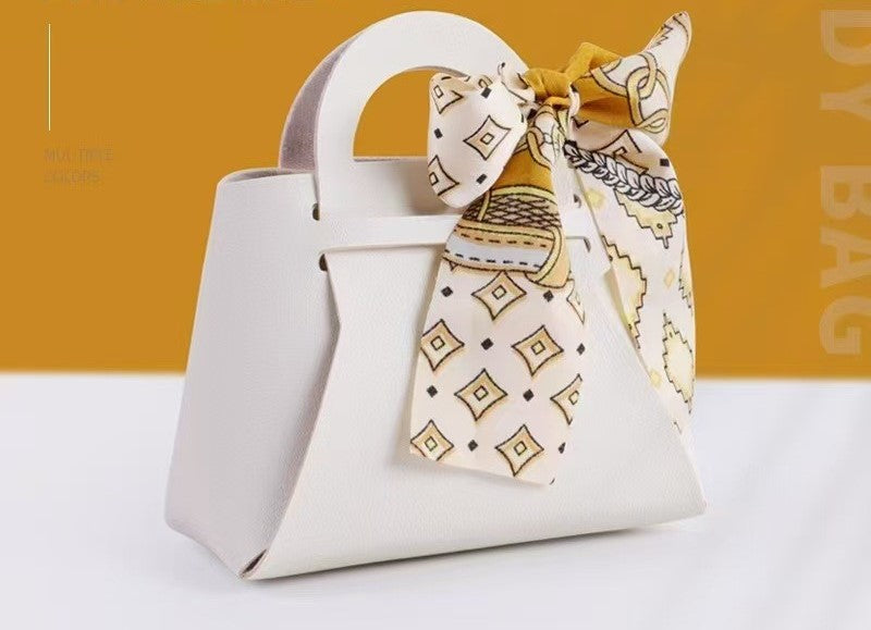 Bonturi Casa MINI PURSE Souvenir FOULARD WHITE Sugared Almonds Holder 1 Pc