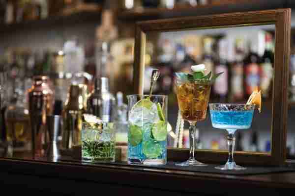 RCR Cristalleria Italiana Tattoo - 2 - Set of 6 Crystal Wine Glasses