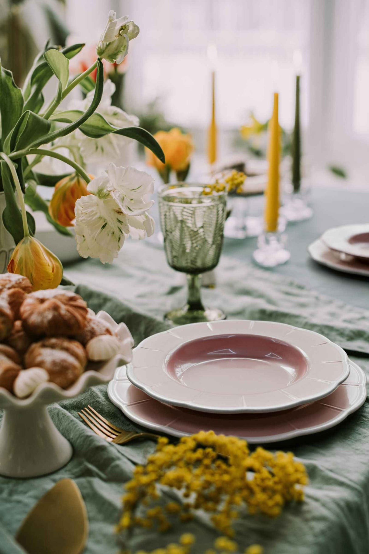 guzzini guzzini piatto piano melamina flora d 28 cm table decor rosa polvere ean 8008392388852