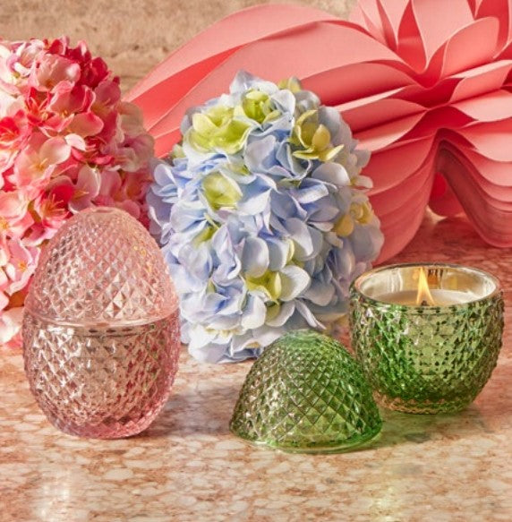 Egg-Shaped Candle H 12cm D 8cm Waterlilly & Rose