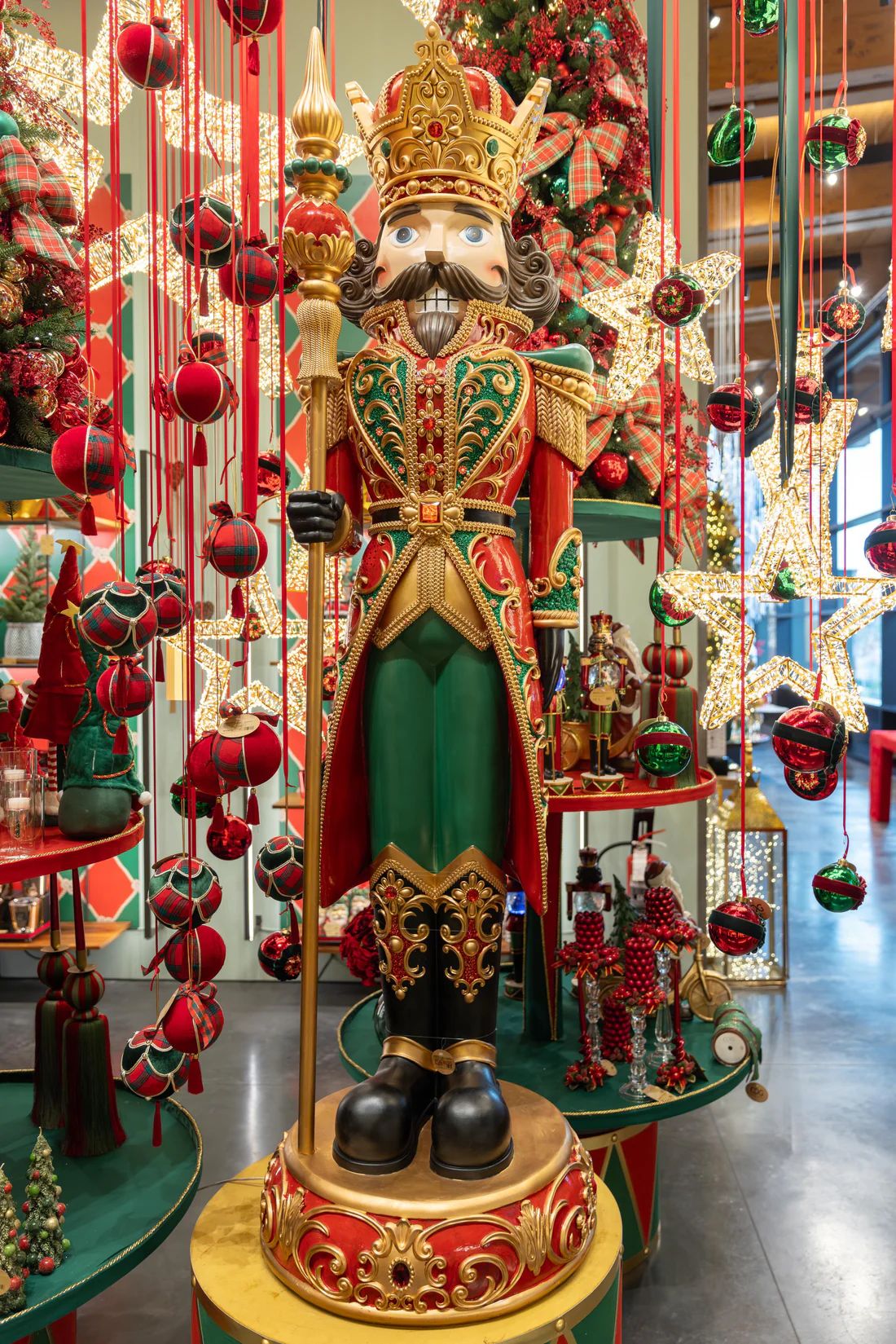 EDG Enzo De Gasperi Christmas Decoration Giant Imperial Soldier H 245 Cm D 70 Cm Music + Led DISPLAY PIECE, COLLECTION ON SITE ONLY