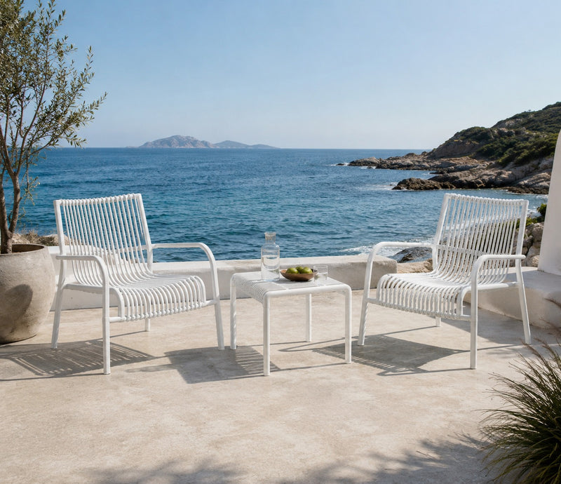 L'Arcolaio Ponza White Garden Set: 2 Armchairs and UV Coffee Table