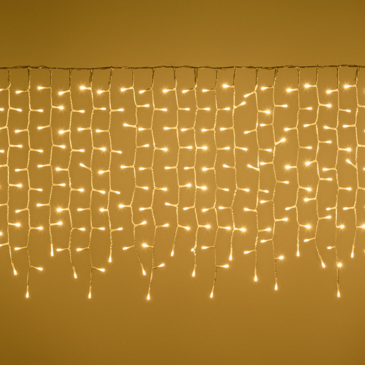 immagine-1-lotti-tenda-ice-light-irregolare-420-led-2-mt-x-055-mt-4-mt-cavo-bianco-caldo-ean-8024199076587