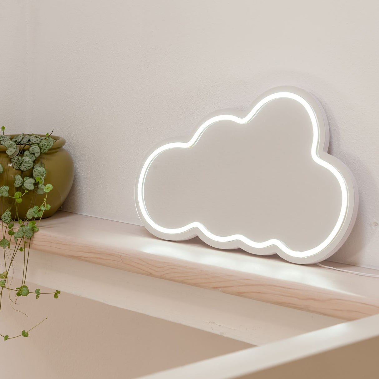 wd lifestyle wd lifestyle specchio decorativo con luci led 40 x 24 cm decoro nuvola ean 8053300577996