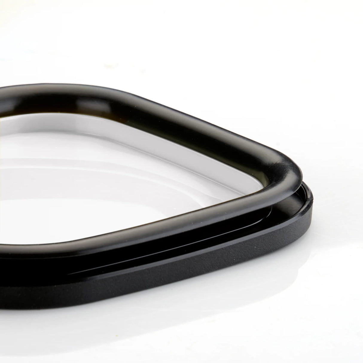 guzzini guzzini set lunch box da viaggio storego con posate rosa ean 8008392402312