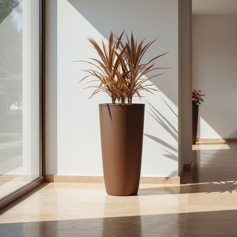 Vaso a colonna alto da interno ed esterno con finitura calda Bronze. TeraPlast Dafne 50, resina, Ø50×H99 cm, 46 L. ean 8051560208322