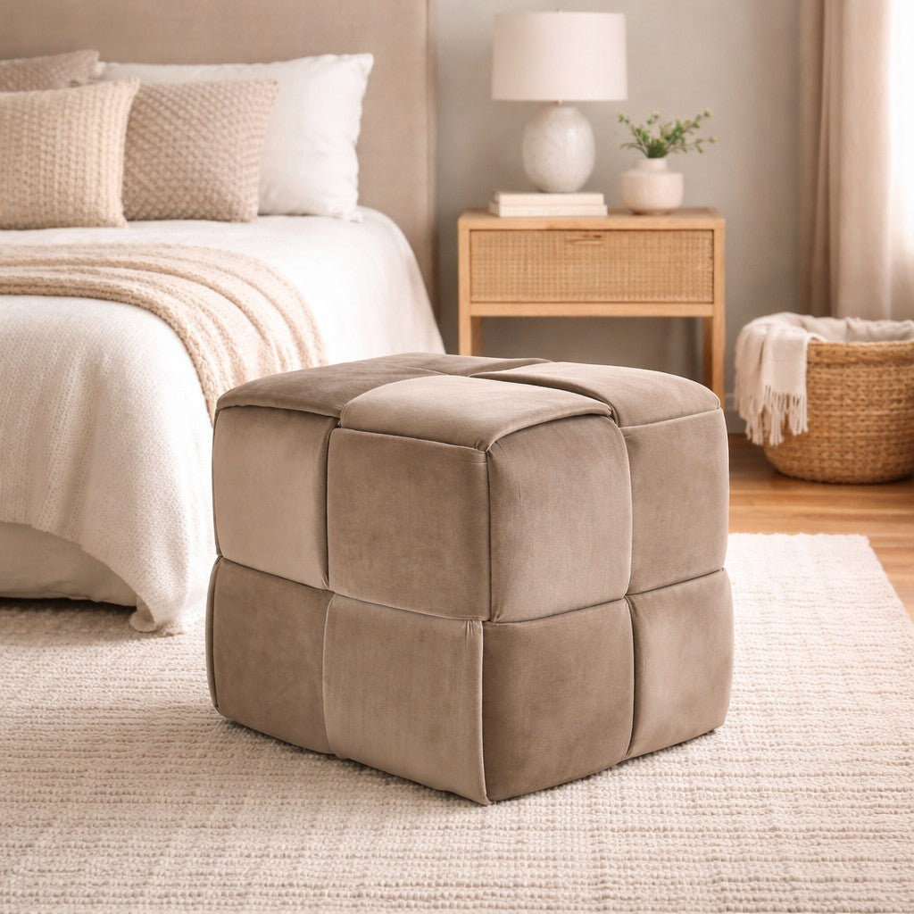 regalo italiano regalo italiano pouf in velluto tortora 37 x 37 cm h 37 cm pouf contenitore design moderno arredo casa ean 8057586207752