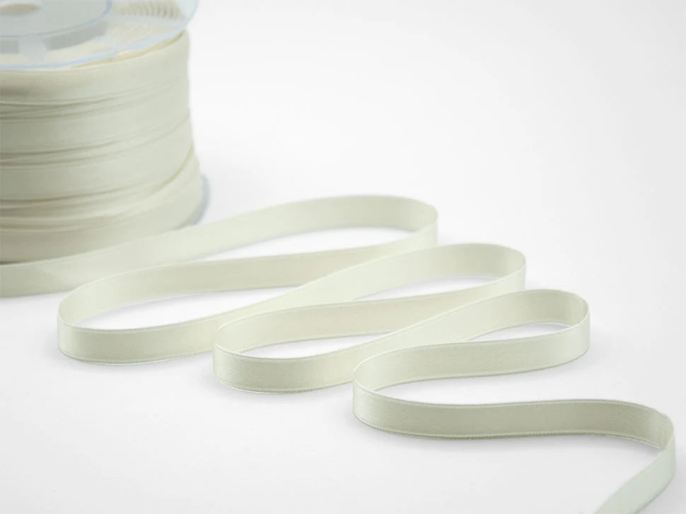immagine-1-furlanis-nastro-doppio-raso-10mm-avorio-100-mt-ean-8027335000095