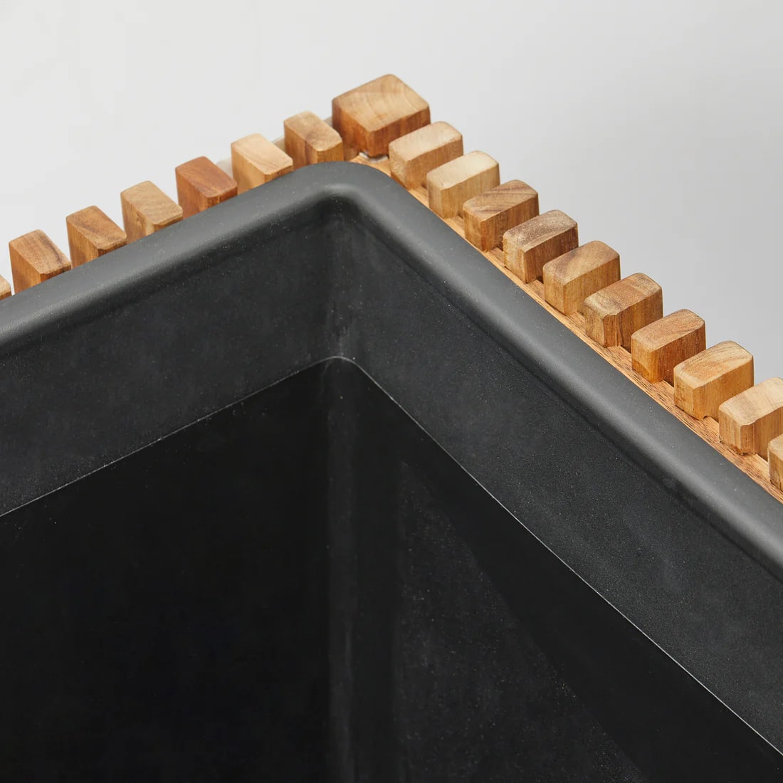 edg enzo de gasperi edg enzo de gasperi vaso listelli qudrato legno di acacia brown 50 x 42 x 42 cm