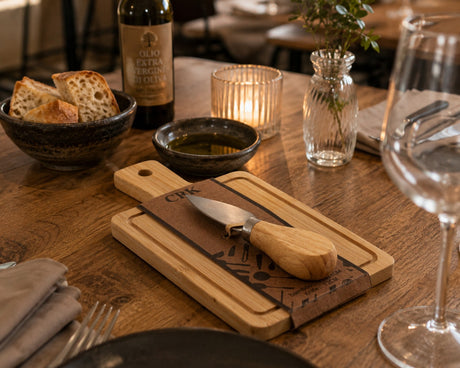 L'Arcolaio Cheese Knife Set with Bamboo Tray 19x11 cm Gourmet Gift Idea