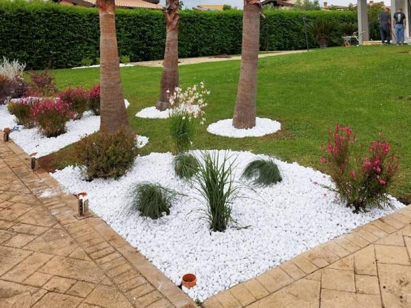 The Spinning Wheel Pebbles White Carrara 25 / 40 Mm 20 ​​Kg