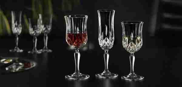 RCR Cristalleria Italiana Opera - 2 - Set of 6 Crystal Wine Glasses