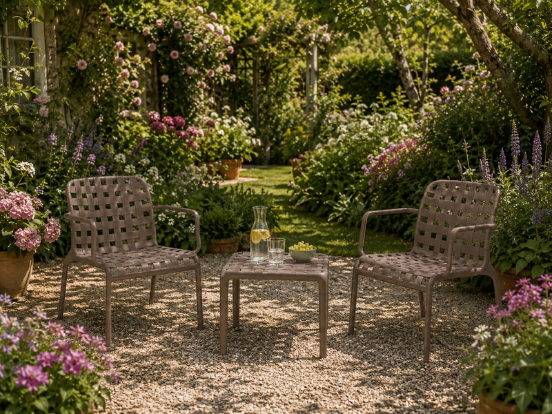 Arcolaio Set Ventotene Dove Grey with 2 Armchairs and Coffee Table in Polypropylene