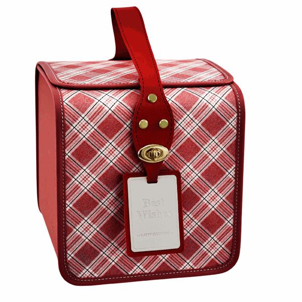 The Arcolaio Large Square Vintage Red Casket 20.9x21.2x22 cm