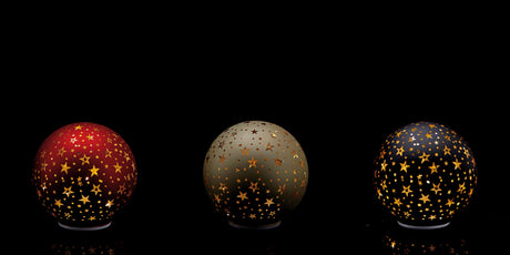 regalo italiano regalo italiano sfera di natale con base vetro ass d 18 cm rosso o oro o nero 1 pz ean 8057586135918