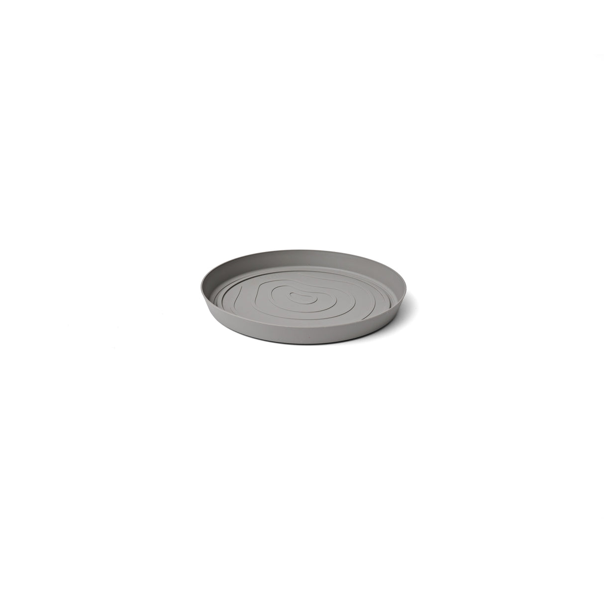 Sottovaso rotondo in plastica riciclata 100%, Ø29 cm, colore Fog Grey Grigio Chiaro. TeraPlast Orma Saucer 29, −30°/+60°C, compensa CO₂ ean-8051560268340