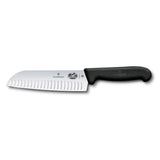 victorinox victorinox coltello santoku alveolato lama 17 cm manico fibrox nero ean 7611160060044