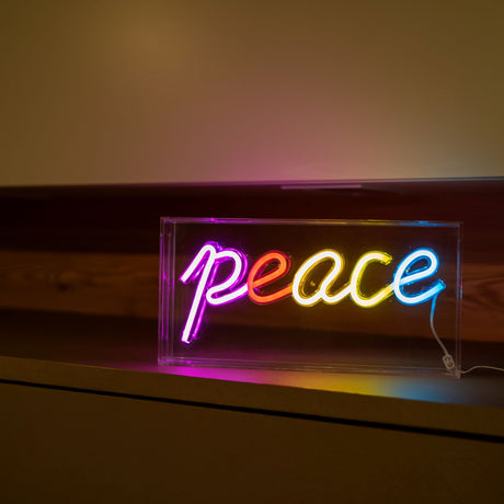 wd lifestyle wd lifestyle insegna neon con cornice in plexiglass 30 x 15 cm decoro peace ean 8053300579402