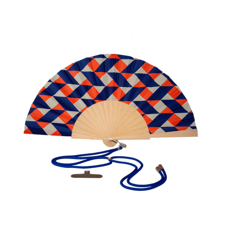 wd lifestyle wd lifestyle ventaglio in legno e tessuto decoro geometrico rosso blu ean 8055035683430