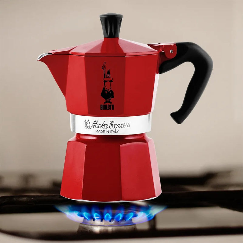bialetti bialetti moka express 6 tazze rossa con 2 mug ean 8006363074384