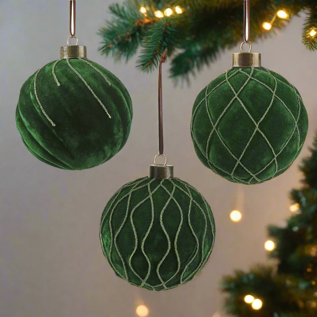 immagine-2-edg-enzo-de-gasperi-addobbo-di-natale-palla-velvet-d-10-cm-ass-green-1-pz-ean-8059824381446