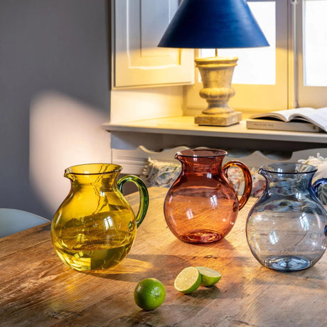 guzzini guzzini caraffa balloon 2 lt in plastica a base biologica rosso caraffa leggera e pratica per cucina e tavola ean 8008392410751