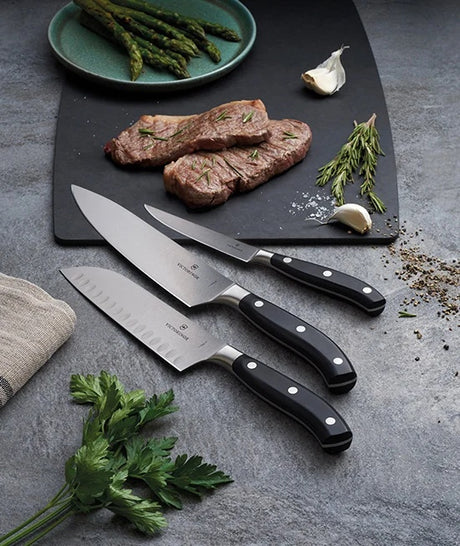 victorinox victorinox coltello cucina lama 15 cm manico fibrox nero ean 7611160506061