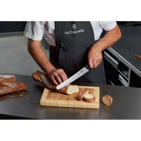 victorinox victorinox coltello da pane lama 21 cm manico fibrox nero ean 7611160506016