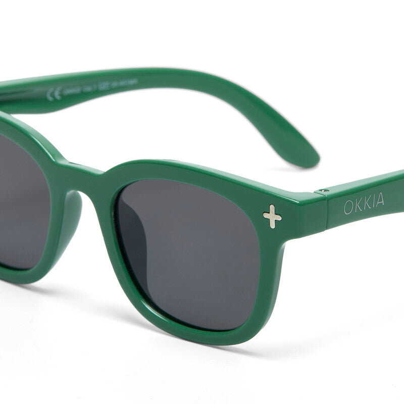 okkia okkia occhiale baby da sole premontato montatura lucida colore green 6 10 anni ean 8056211372056