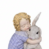 Decora casa con la statuina Arpimex Bimba con Coniglio Lavanda, resina 16×10 H 21 cm. Regalo Pasqua originale ean 8018318689697