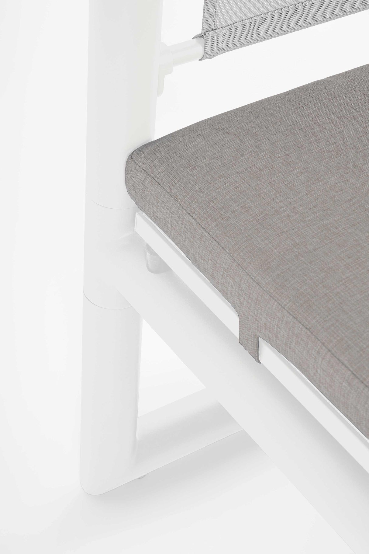 bizzotto bizzotto daybed konnor bianco struttura alluminio 213 x 149 x 196 cm tessuto idrorepellente ean 8051836690127