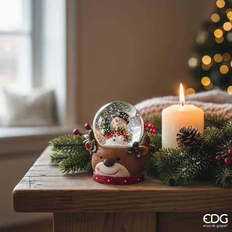 Sfera acqua su mensola rustica