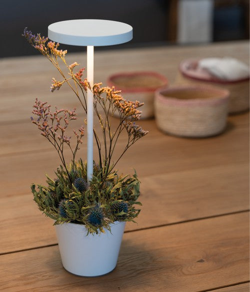 immagine-5-zafferano-poldina-reverso-corten-lampada-da-tavolo-a-led-h35cm